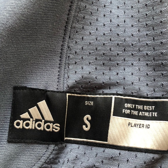 Adidas Men’s Size S Tech-Fit Hyped Football Mesh Shirt Gray/White Jersey Elastic - Picture 5 of 16